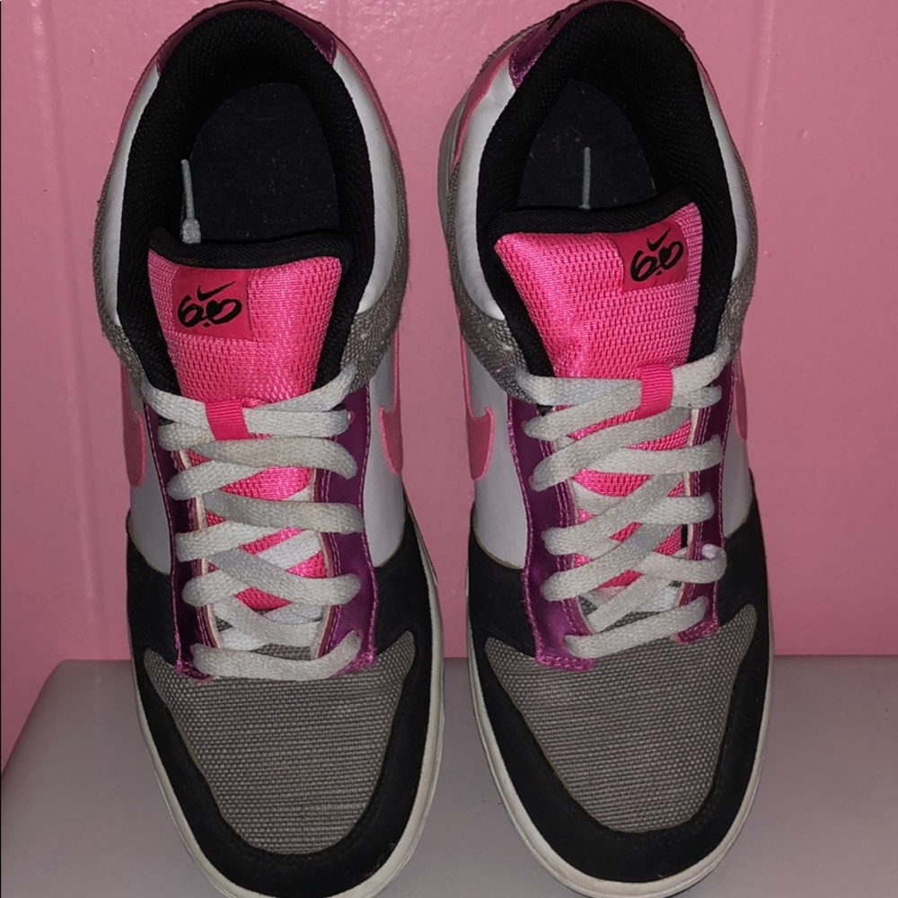 NIKE 6.0 Women Skate Sneakers